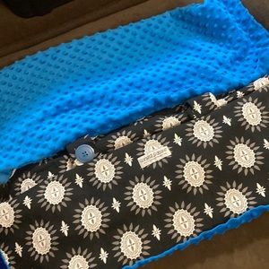 Clearance Carseat canopy bright blue one side black and pattern the other side